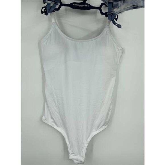 Lucky Brand Womens 2 pack Bodysuits Top Tank NEW Size Medium Strappy - Picture 2 of 12